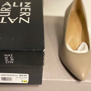 Naturalizer heels brand new